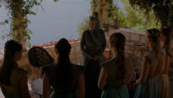extant_GameOfThrones_4x01-TwoSwords_4059
