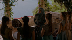 extant_GameOfThrones_4x01-TwoSwords_4060