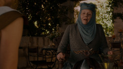 extant_GameOfThrones_4x01-TwoSwords_4087