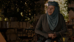extant_GameOfThrones_4x01-TwoSwords_4093