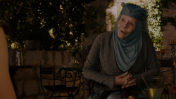 extant_GameOfThrones_4x01-TwoSwords_4096