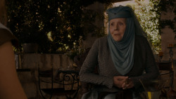 extant_GameOfThrones_4x01-TwoSwords_4100