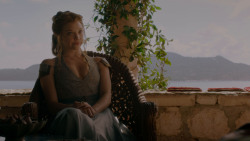 extant_GameOfThrones_4x01-TwoSwords_4116