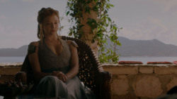 extant_GameOfThrones_4x01-TwoSwords_4117