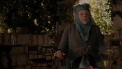 extant_GameOfThrones_4x01-TwoSwords_4118