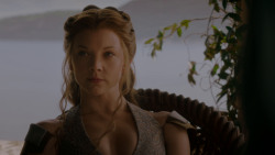 extant_GameOfThrones_4x01-TwoSwords_4121