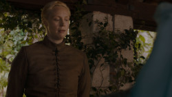 extant_GameOfThrones_4x01-TwoSwords_4171