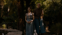 extant_GameOfThrones_4x01-TwoSwords_4213