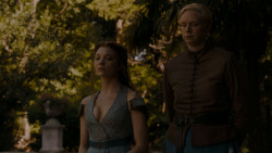 extant_GameOfThrones_4x01-TwoSwords_4224