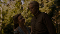 extant_GameOfThrones_4x01-TwoSwords_4242