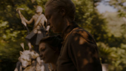 extant_GameOfThrones_4x01-TwoSwords_4245