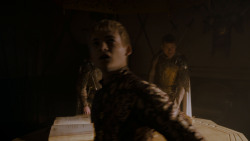 extant_GameOfThrones_4x01-TwoSwords_4273