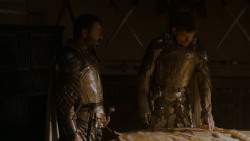 extant_GameOfThrones_4x01-TwoSwords_4294