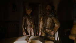 extant_GameOfThrones_4x01-TwoSwords_4310