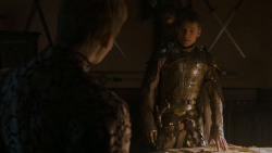 extant_GameOfThrones_4x01-TwoSwords_4360