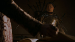 extant_GameOfThrones_4x01-TwoSwords_4388