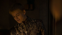 extant_GameOfThrones_4x01-TwoSwords_4409