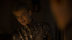 extant_GameOfThrones_4x01-TwoSwords_4412