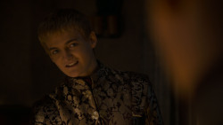 extant_GameOfThrones_4x01-TwoSwords_4413