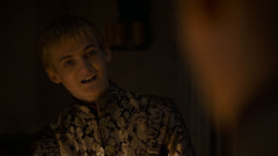 extant_GameOfThrones_4x01-TwoSwords_4416
