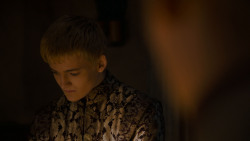 extant_GameOfThrones_4x01-TwoSwords_4423