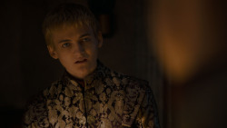 extant_GameOfThrones_4x01-TwoSwords_4430
