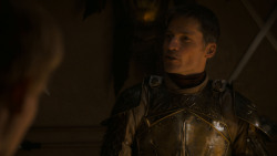 extant_GameOfThrones_4x01-TwoSwords_4454