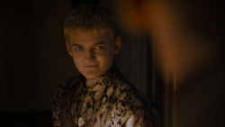 extant_GameOfThrones_4x01-TwoSwords_4459