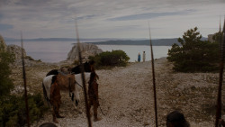 extant_GameOfThrones_4x01-TwoSwords_4491