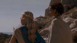 extant_GameOfThrones_4x01-TwoSwords_4497