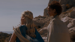 extant_GameOfThrones_4x01-TwoSwords_4498