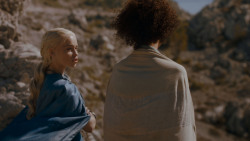 extant_GameOfThrones_4x01-TwoSwords_4512