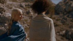 extant_GameOfThrones_4x01-TwoSwords_4516