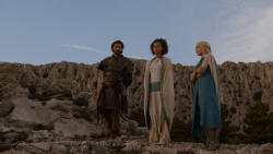 extant_GameOfThrones_4x01-TwoSwords_4536
