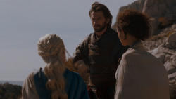 extant_GameOfThrones_4x01-TwoSwords_4543