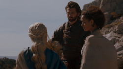 extant_GameOfThrones_4x01-TwoSwords_4556