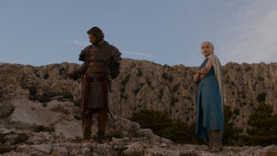 extant_GameOfThrones_4x01-TwoSwords_4573