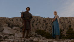 extant_GameOfThrones_4x01-TwoSwords_4575