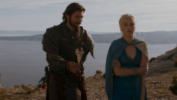 extant_GameOfThrones_4x01-TwoSwords_4594