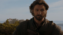 extant_GameOfThrones_4x01-TwoSwords_4604