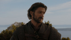extant_GameOfThrones_4x01-TwoSwords_4607