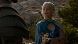 extant_GameOfThrones_4x01-TwoSwords_4624