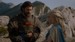 extant_GameOfThrones_4x01-TwoSwords_4638