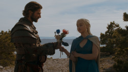 extant_GameOfThrones_4x01-TwoSwords_4670