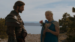 extant_GameOfThrones_4x01-TwoSwords_4672