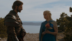 extant_GameOfThrones_4x01-TwoSwords_4673