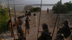 extant_GameOfThrones_4x01-TwoSwords_4697