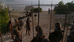 extant_GameOfThrones_4x01-TwoSwords_4699