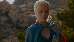 extant_GameOfThrones_4x01-TwoSwords_4704