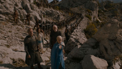 extant_GameOfThrones_4x01-TwoSwords_4723